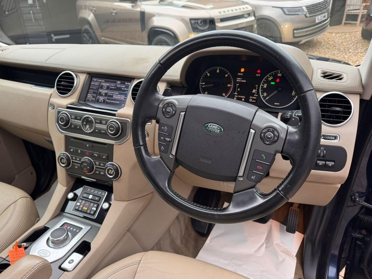 Land Rover Discovery view 20