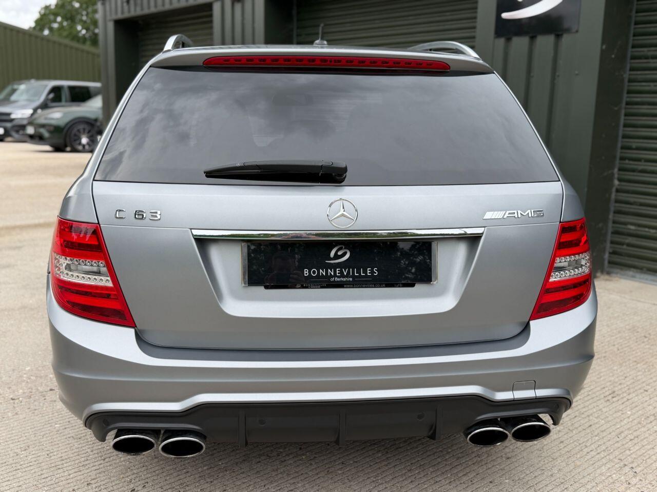 Mercedes-Benz C Class view 31