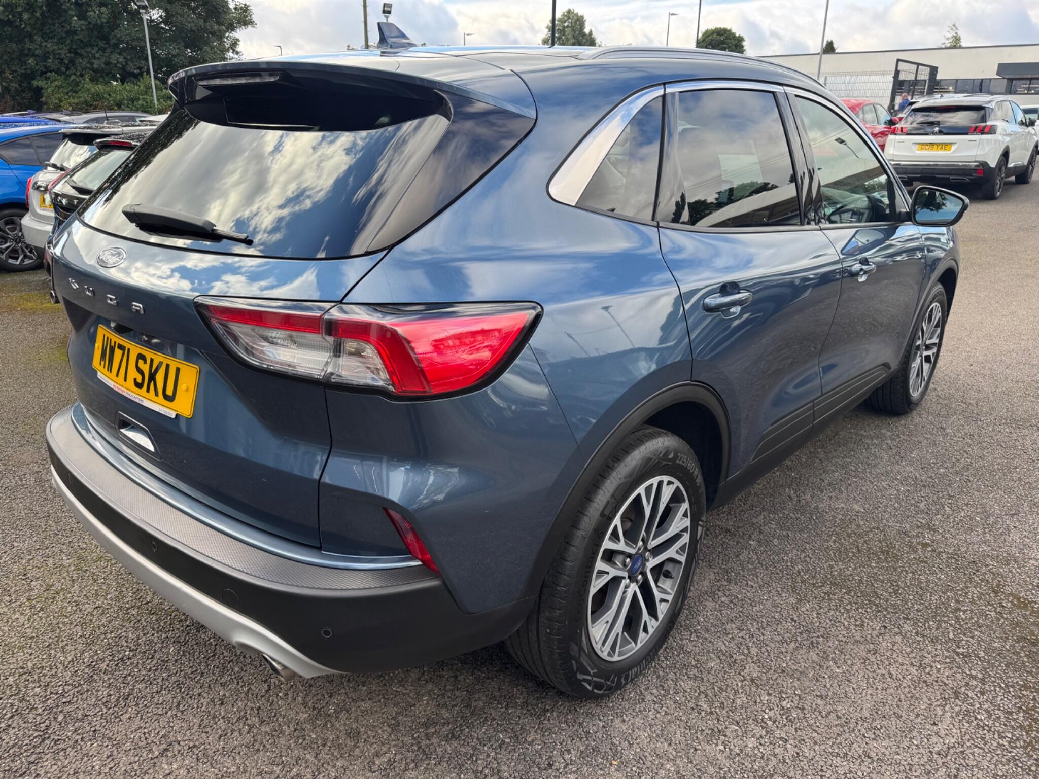 Ford Kuga view 19