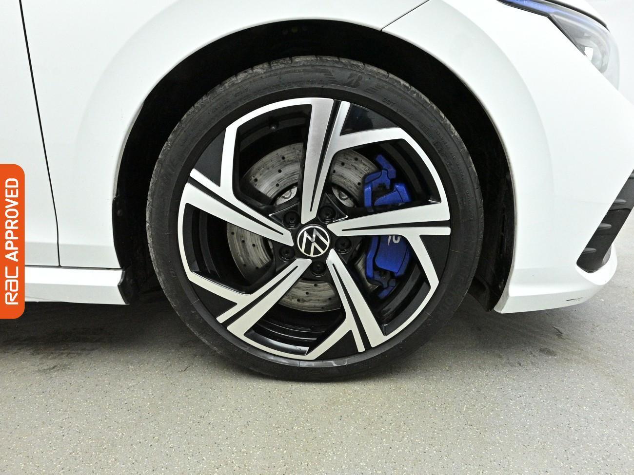 Volkswagen Golf view 28