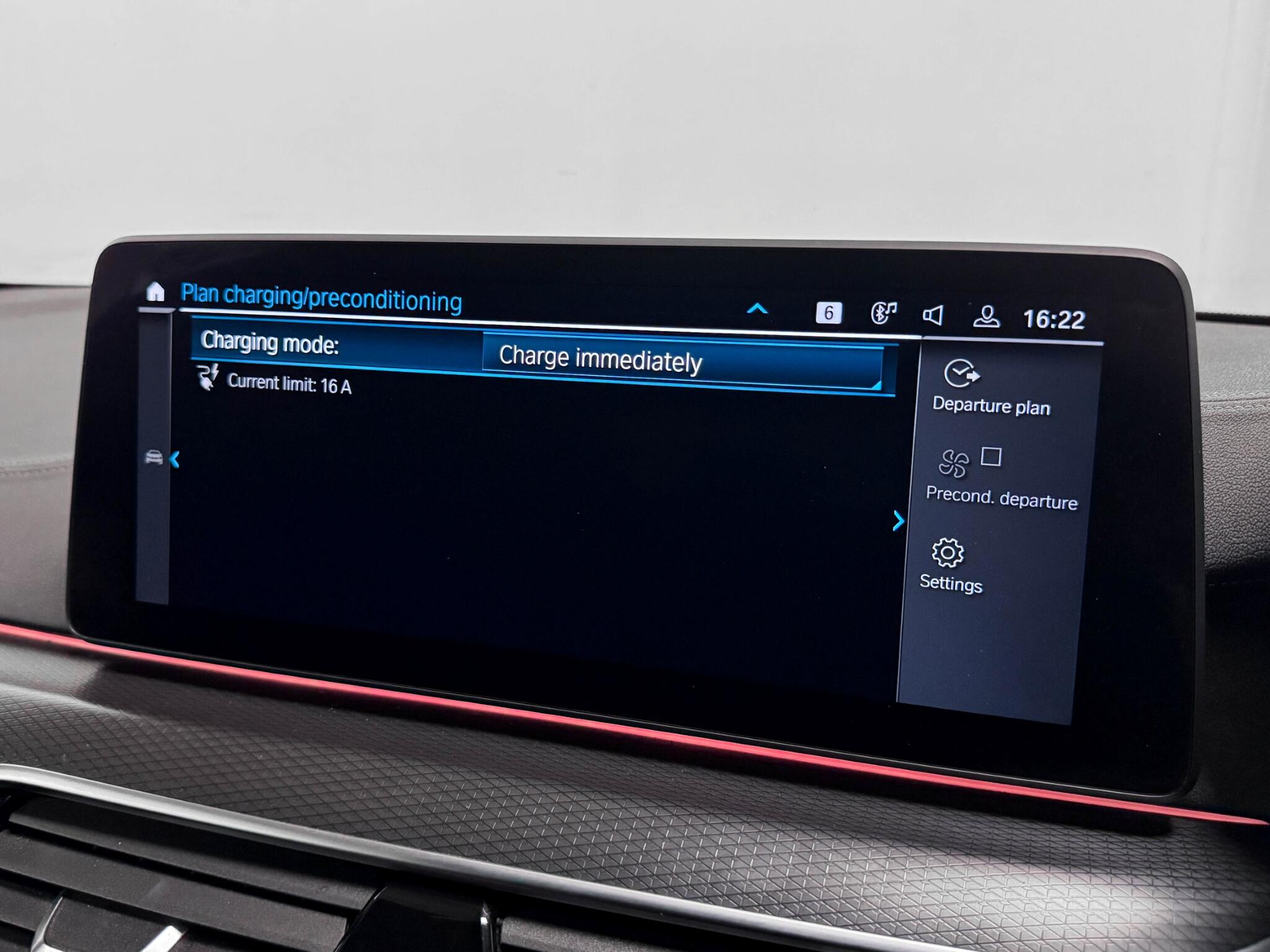 BMW 5 Series view 44