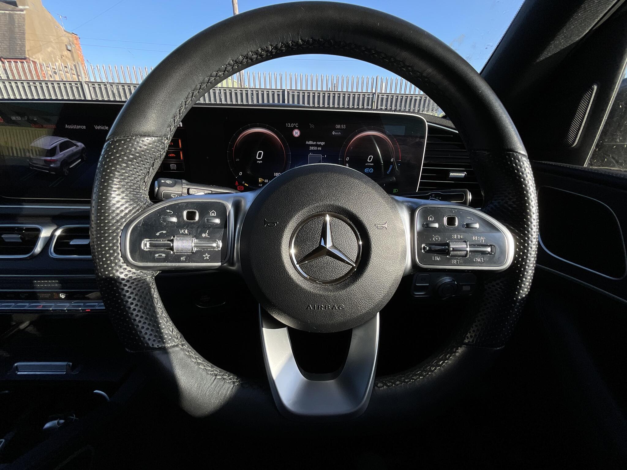 Mercedes-Benz Gle view 20