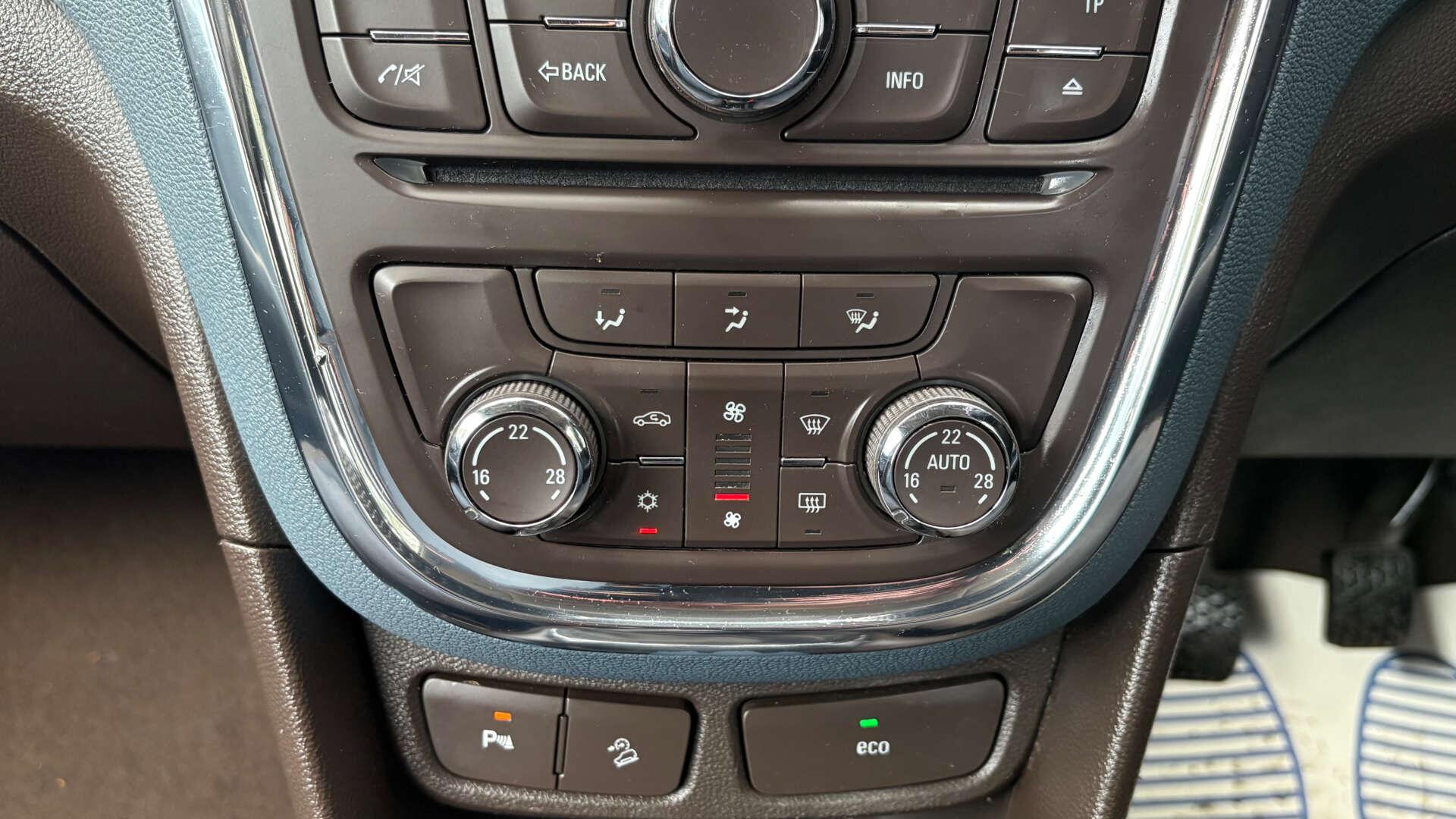 Vauxhall Mokka view 28