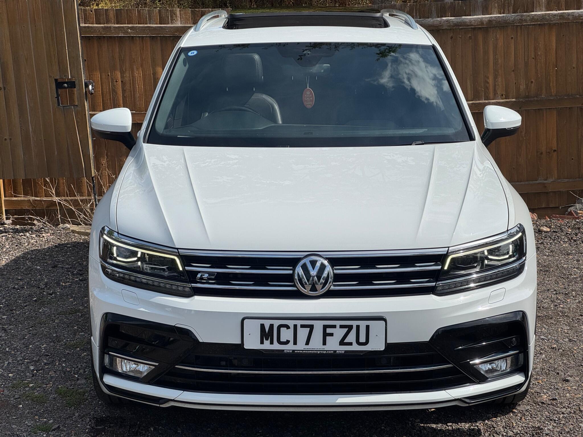 Volkswagen Tiguan view 8