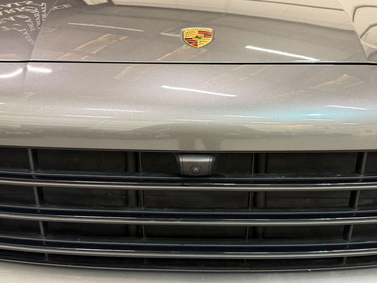 Porsche Cayenne view 47