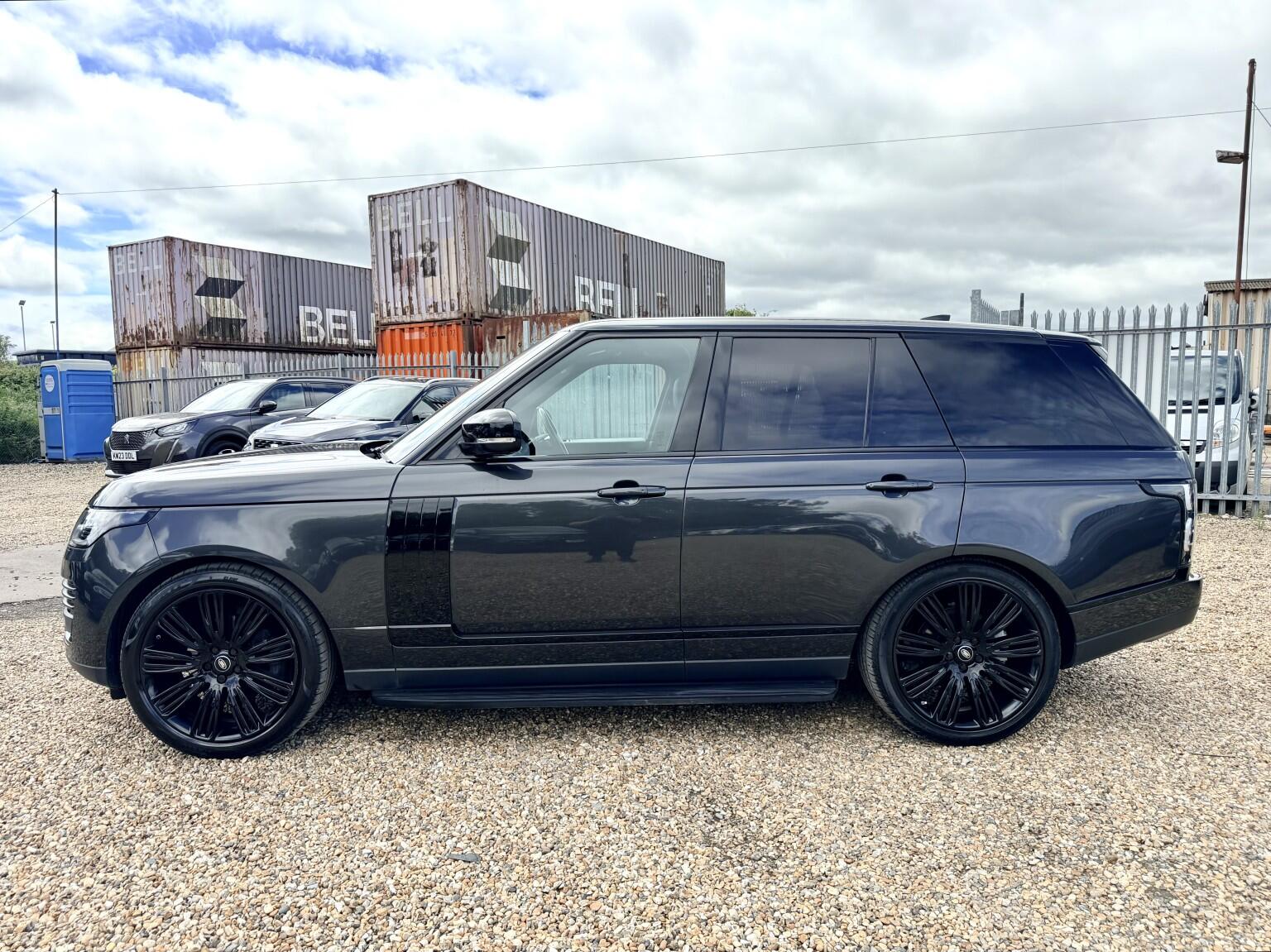 Land Rover Range Rover view 9