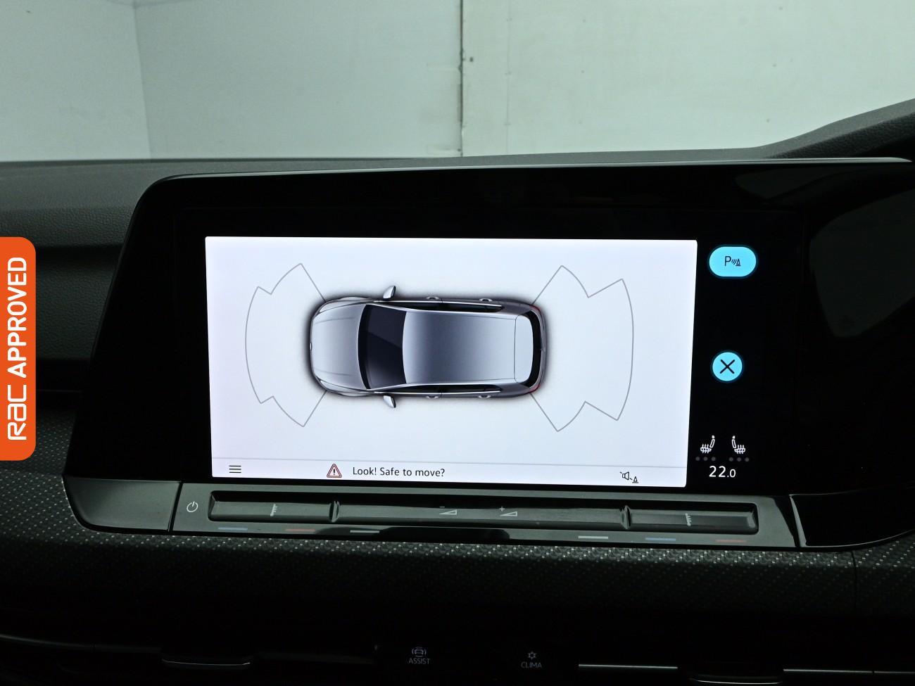 Volkswagen Golf view 3