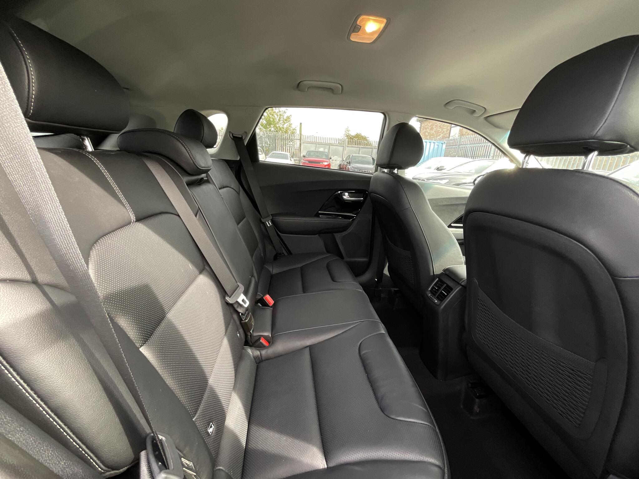 Kia Niro view 12