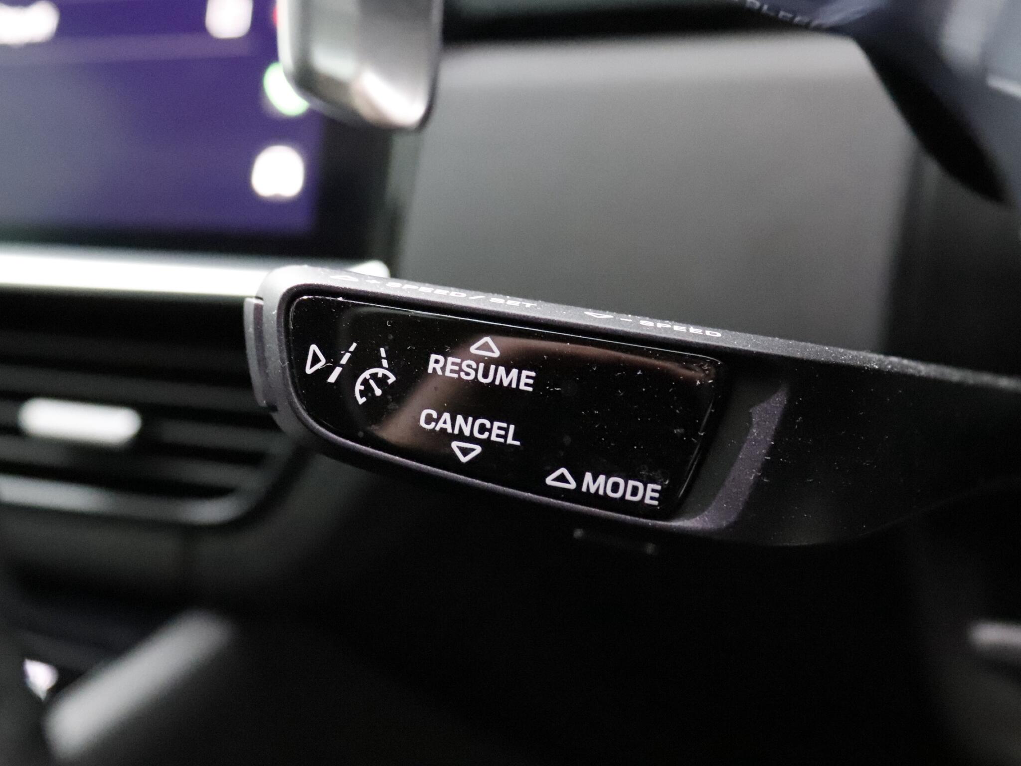 Porsche Cayenne view 33