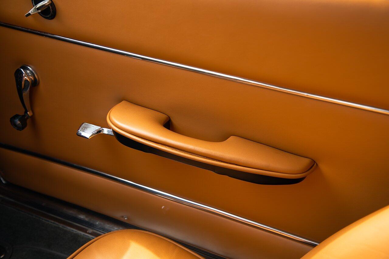 Alfa Romeo Giulia view 44