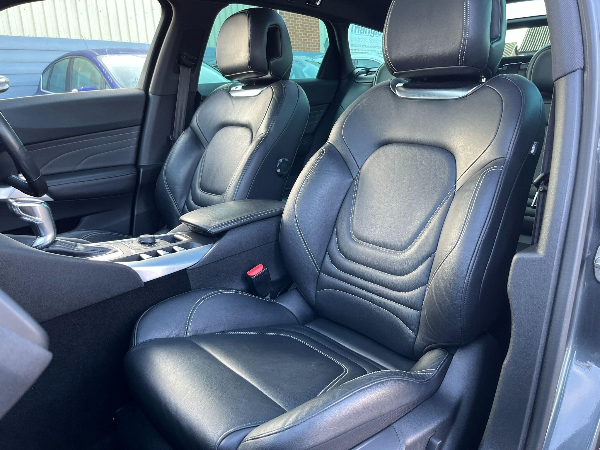 Citroen DS5 view 31