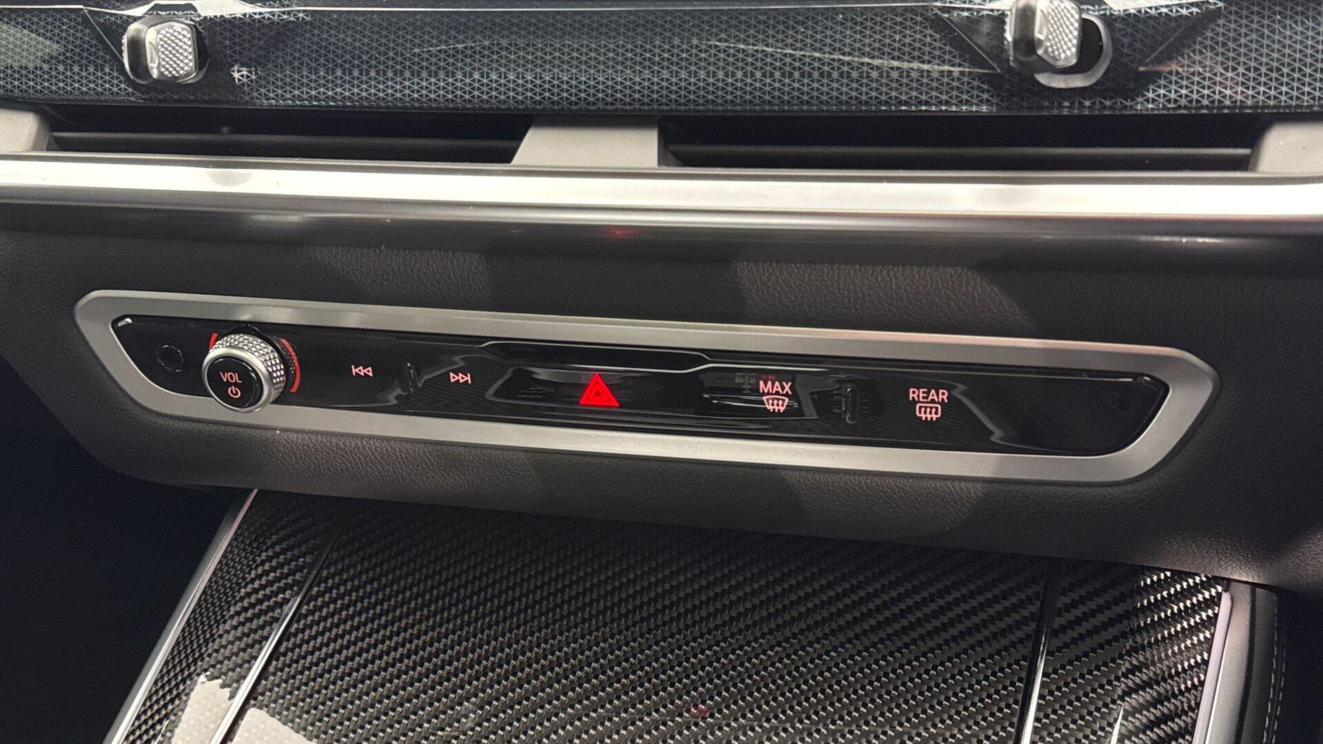 BMW X5 view 26