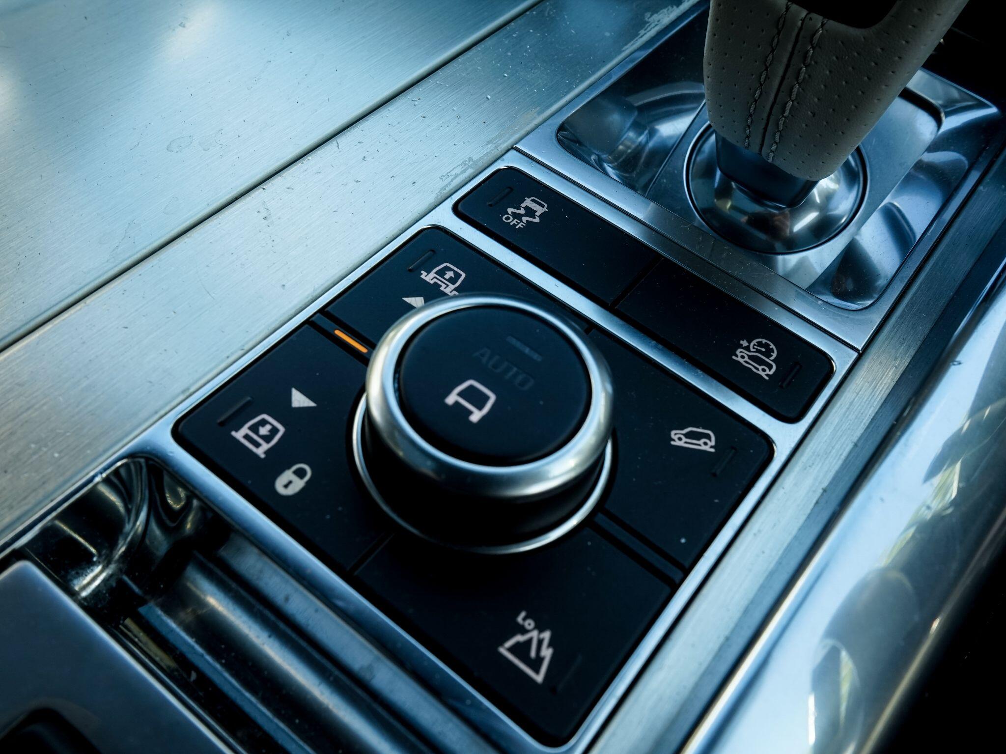 Land Rover Range Rover Sport view 39