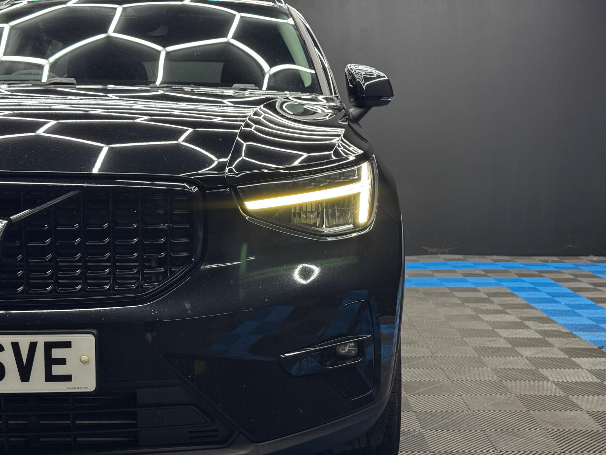Volvo XC40 view 47