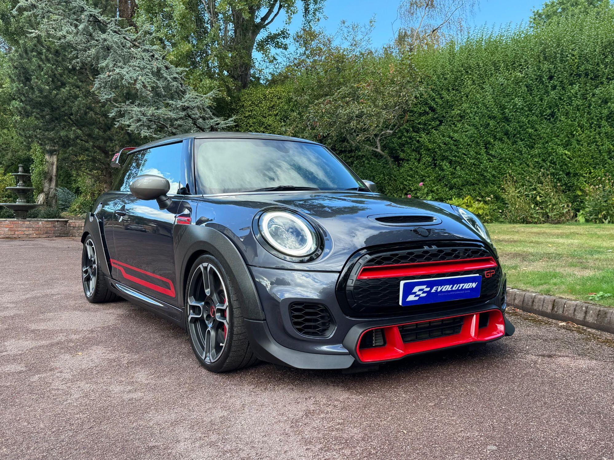 Mini Cooper view 3
