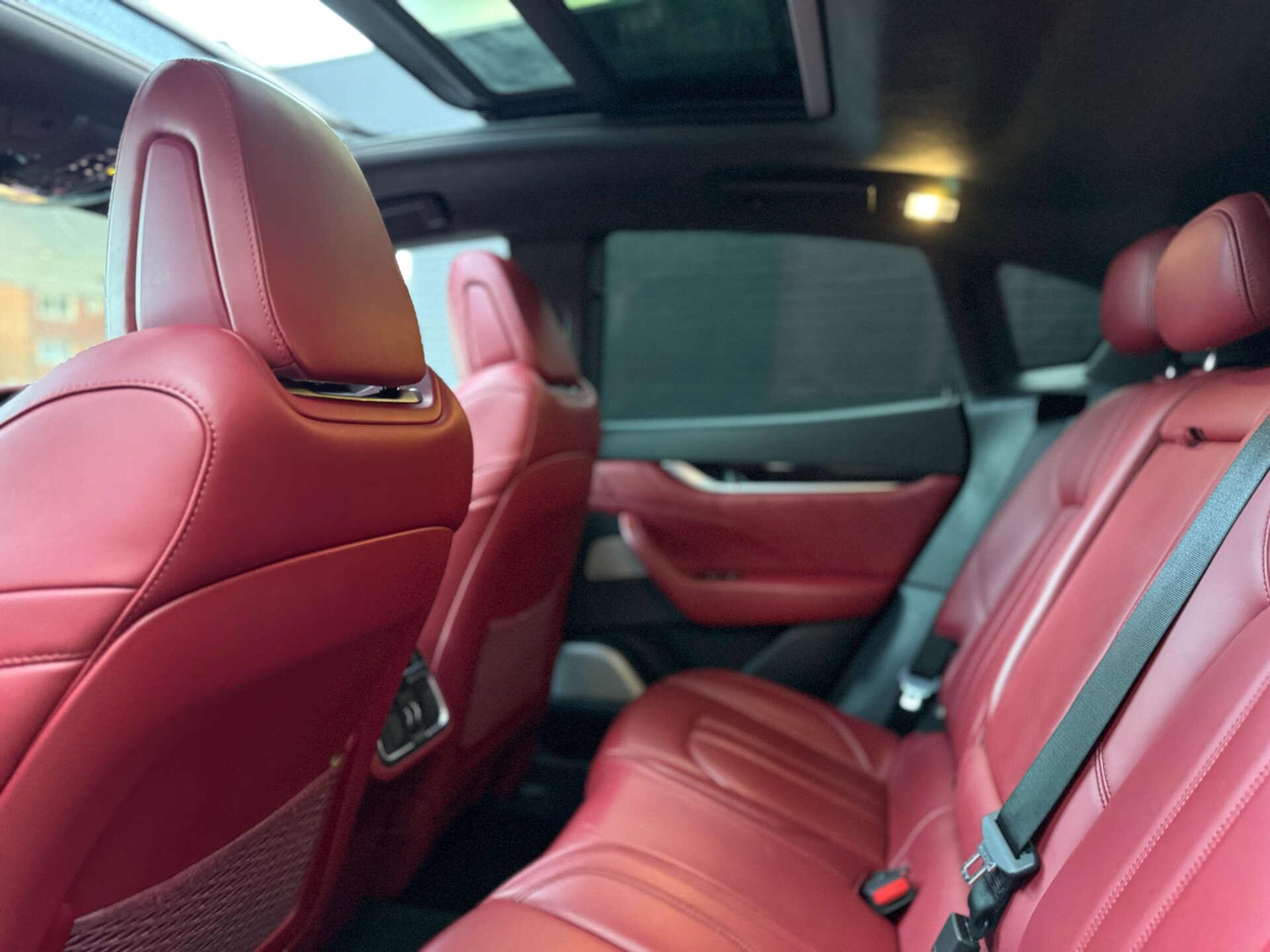 Maserati Gransport view 8