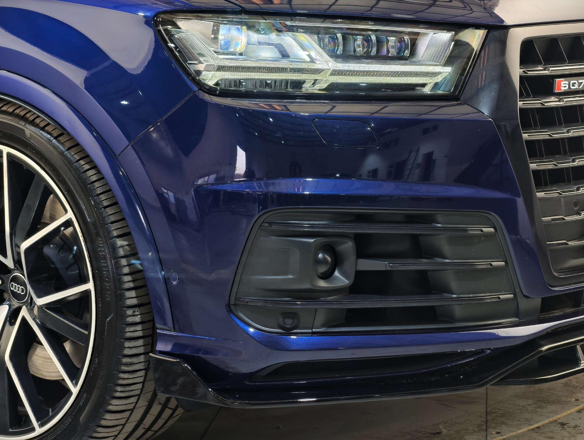 Audi SQ7 view 68