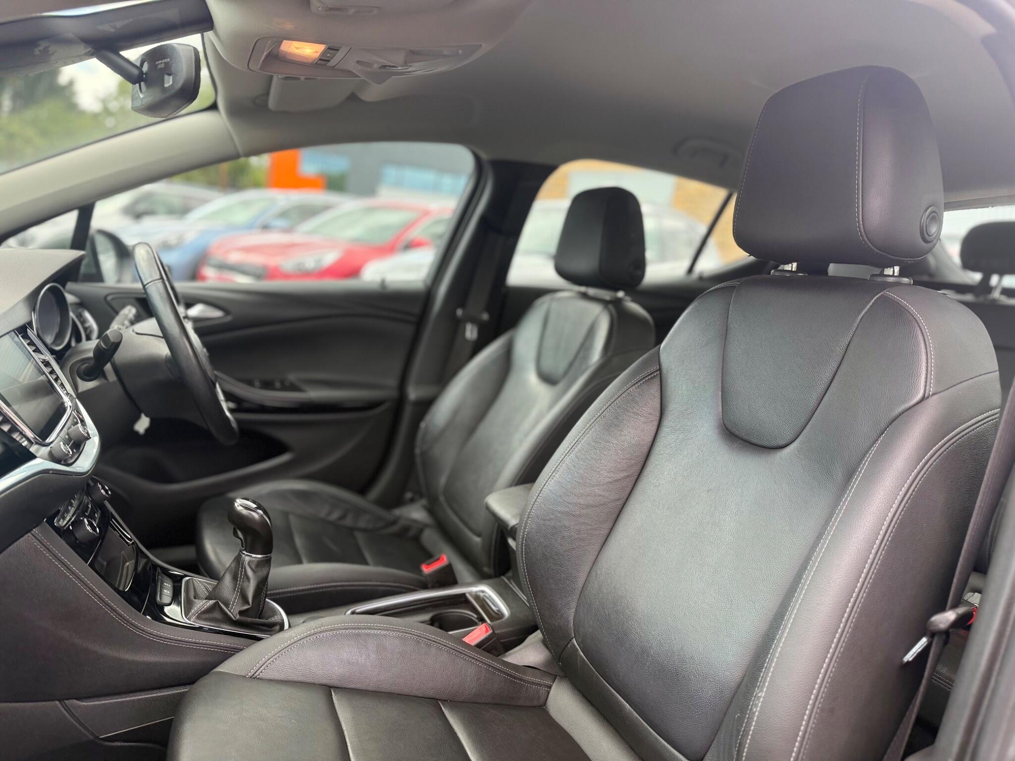 Vauxhall Astra view 30