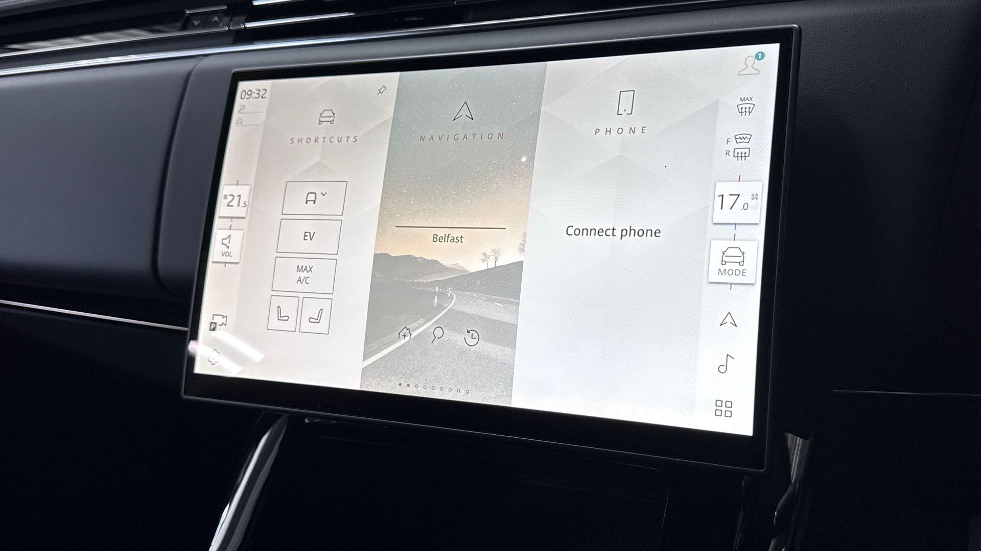 Land Rover Range Rover Sport view 11