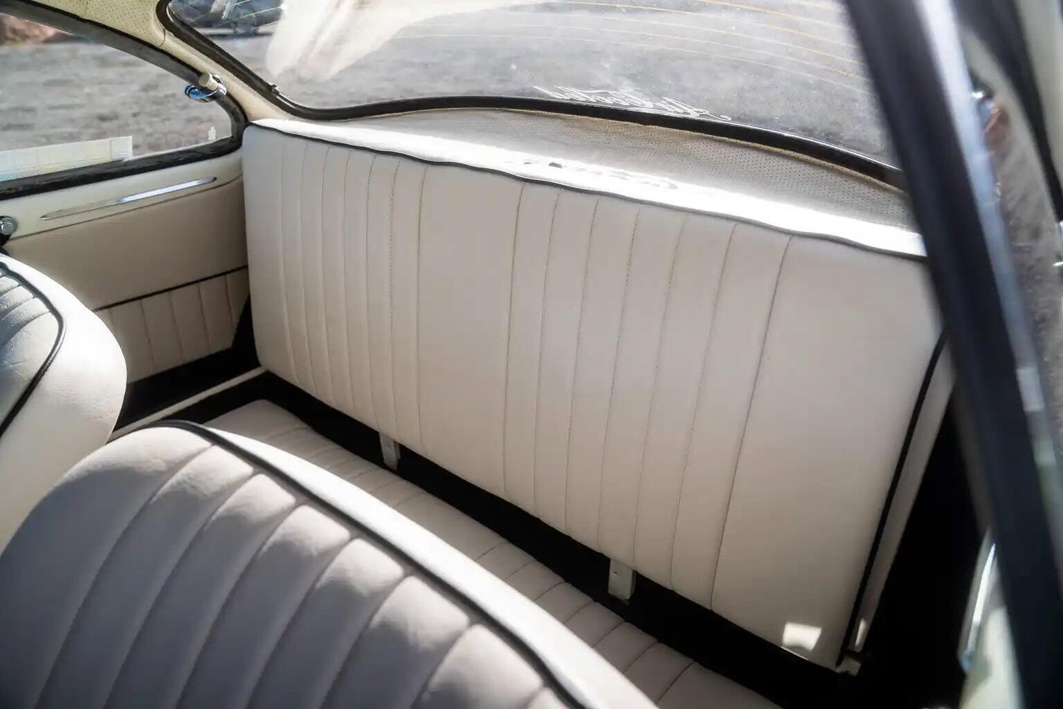 Volkswagen Volkswagen Karmann view 31