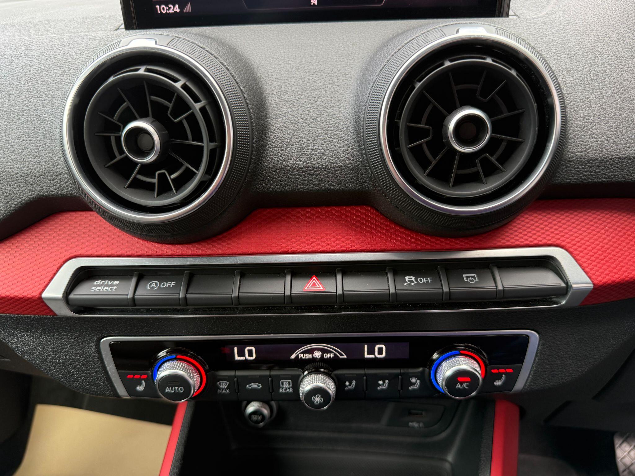 Audi Q2 view 29