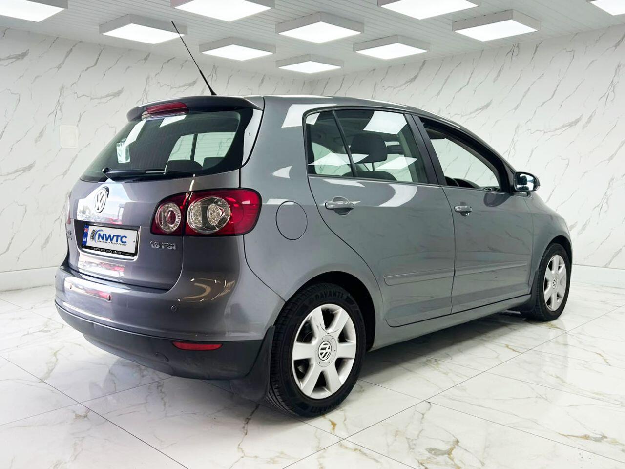 Volkswagen Golf Plus view 12