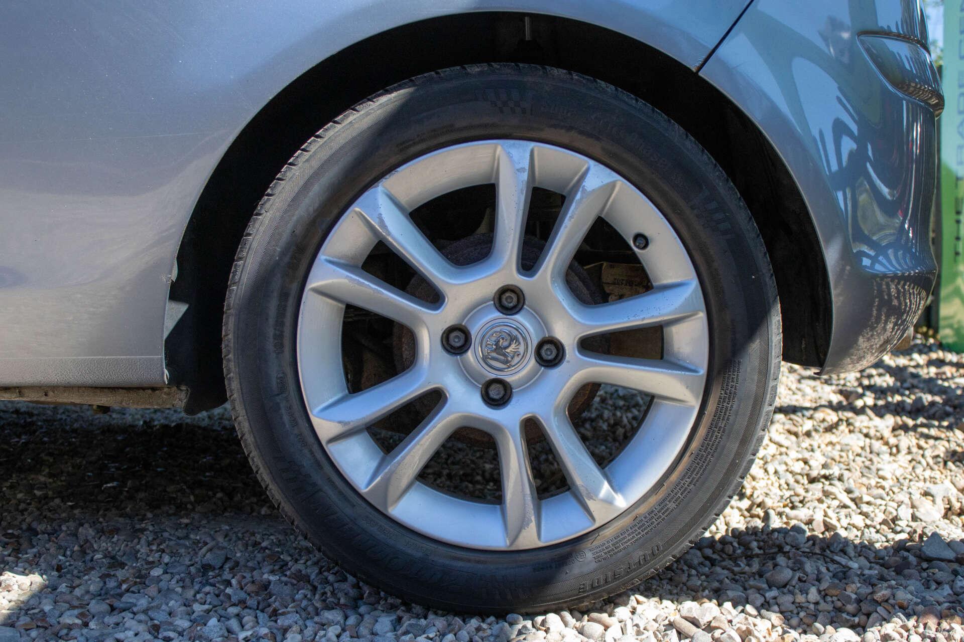 Vauxhall Corsa view 30