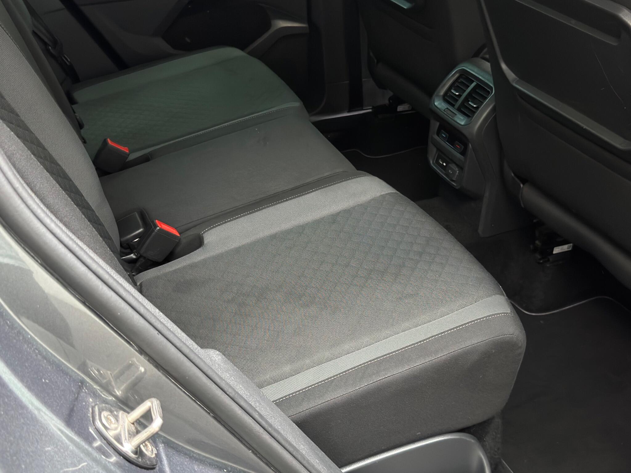Volkswagen Tiguan view 54