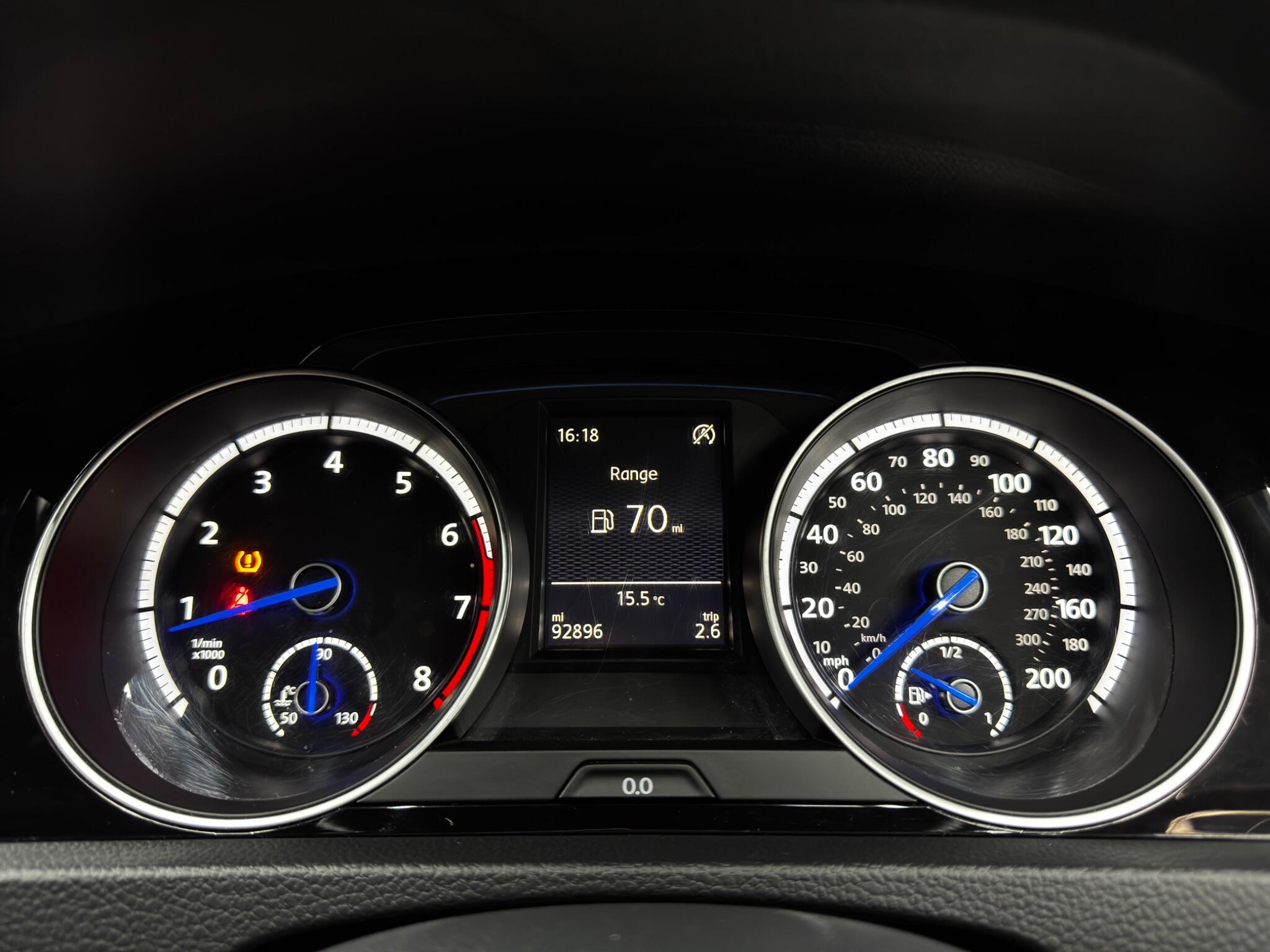 Volkswagen Golf view 21