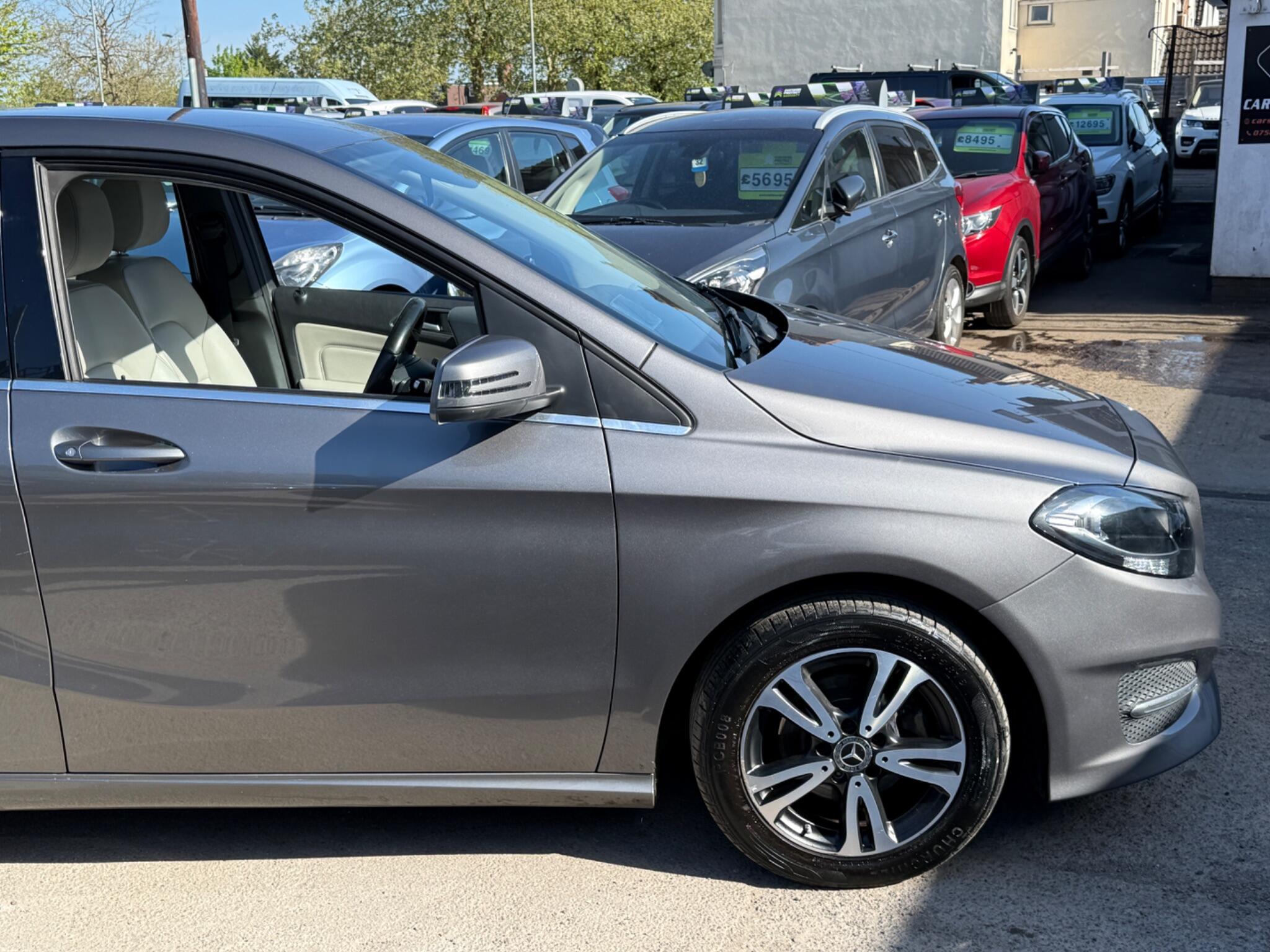Mercedes-Benz B Class - Image 21