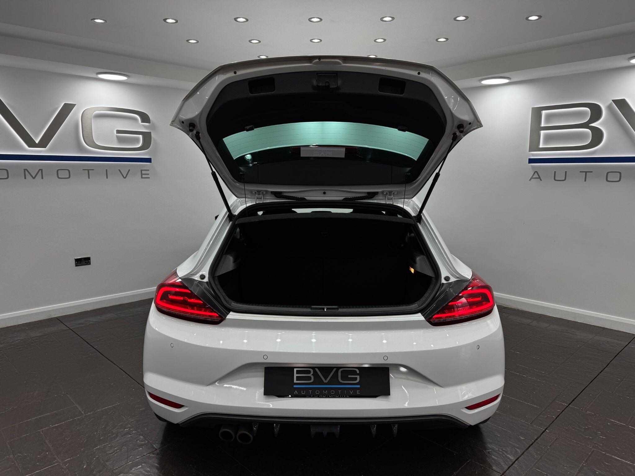 Volkswagen Scirocco view 53