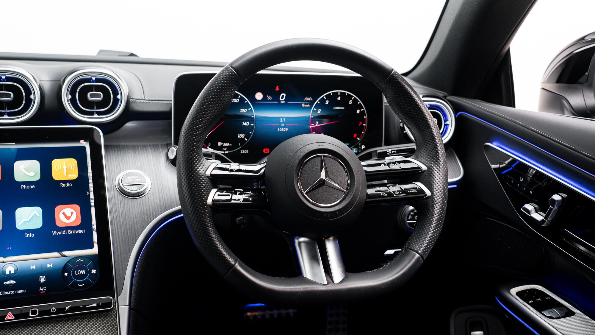 Mercedes-Benz Cle view 17