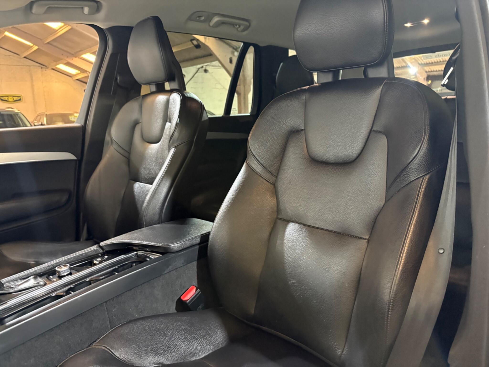 Volvo XC90 view 58