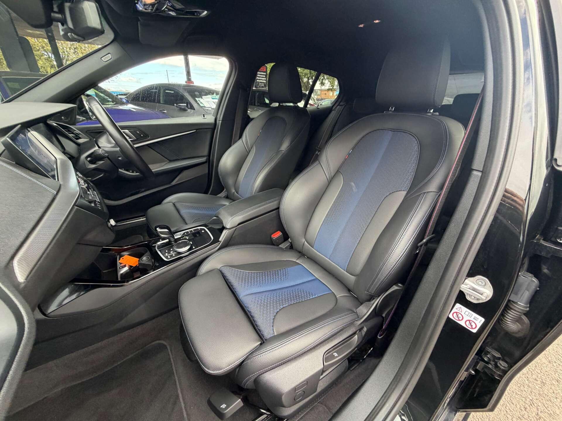 BMW 1 Series view 4