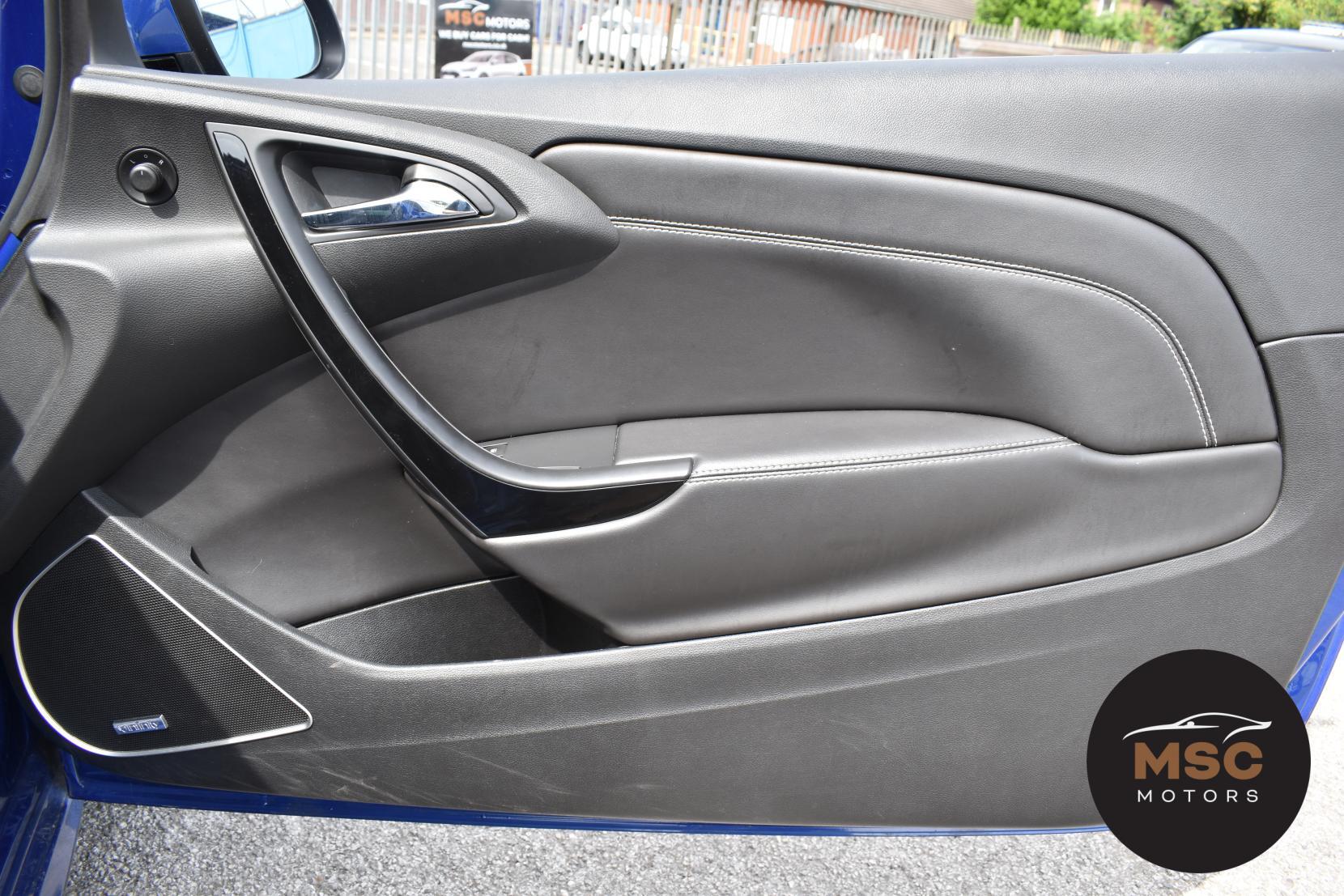 Vauxhall Astra GTC view 48