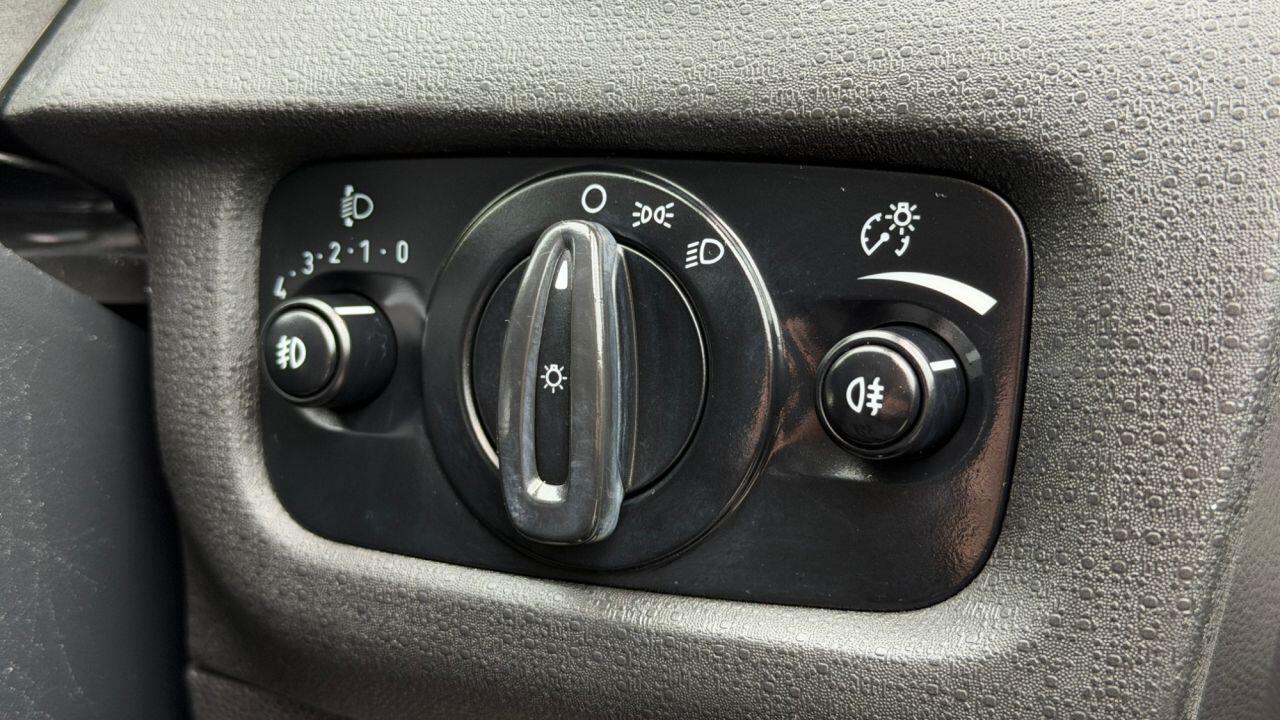Ford Fiesta view 28