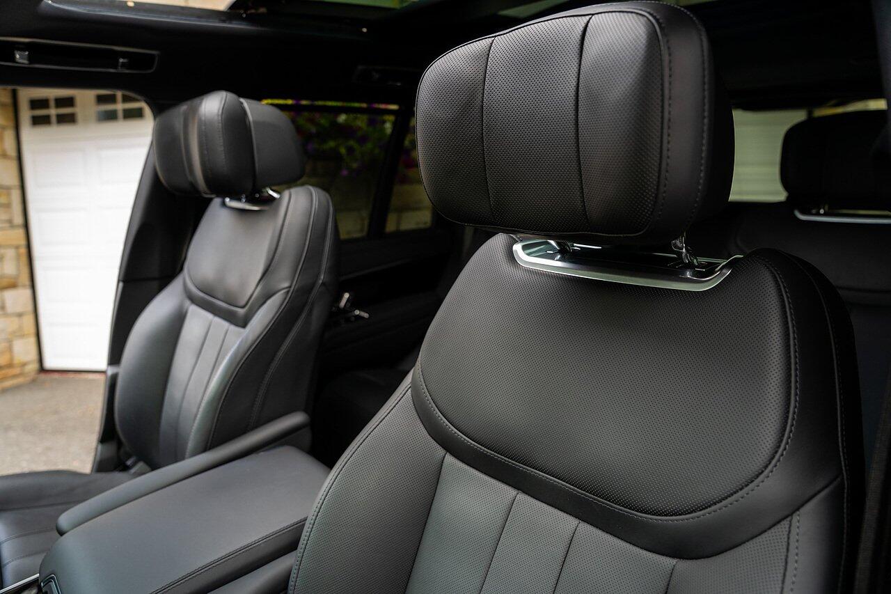Land Rover Range Rover view 83