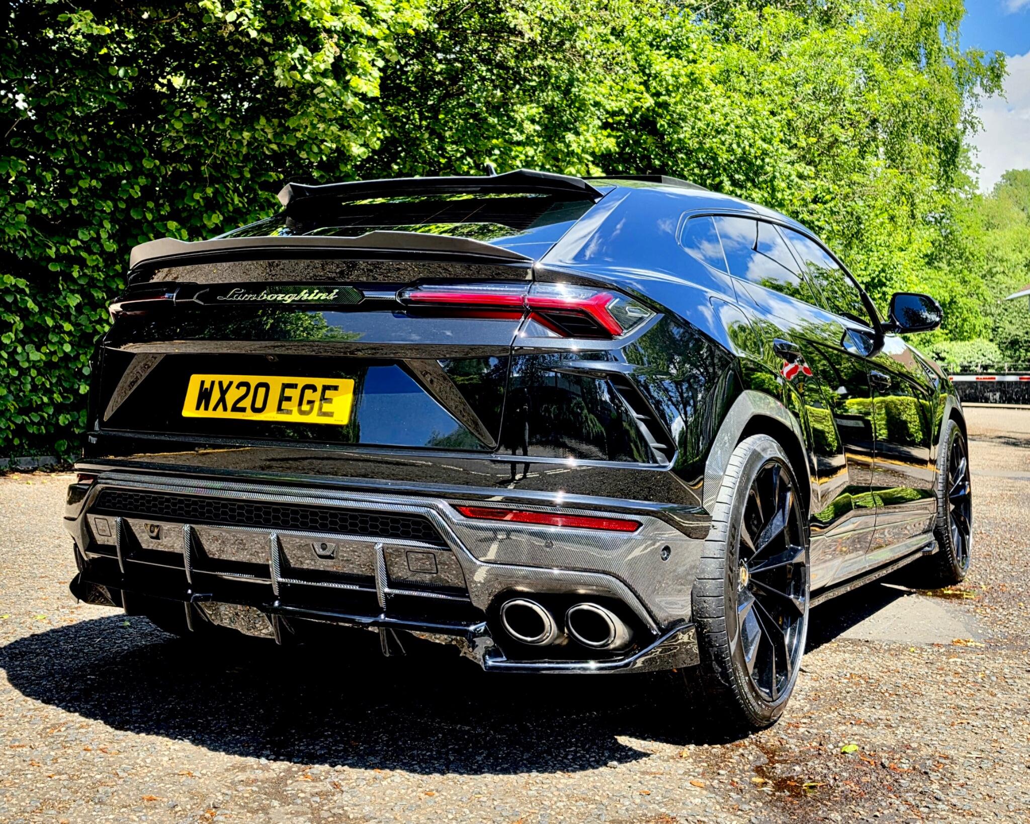 Lamborghini Urus view 11