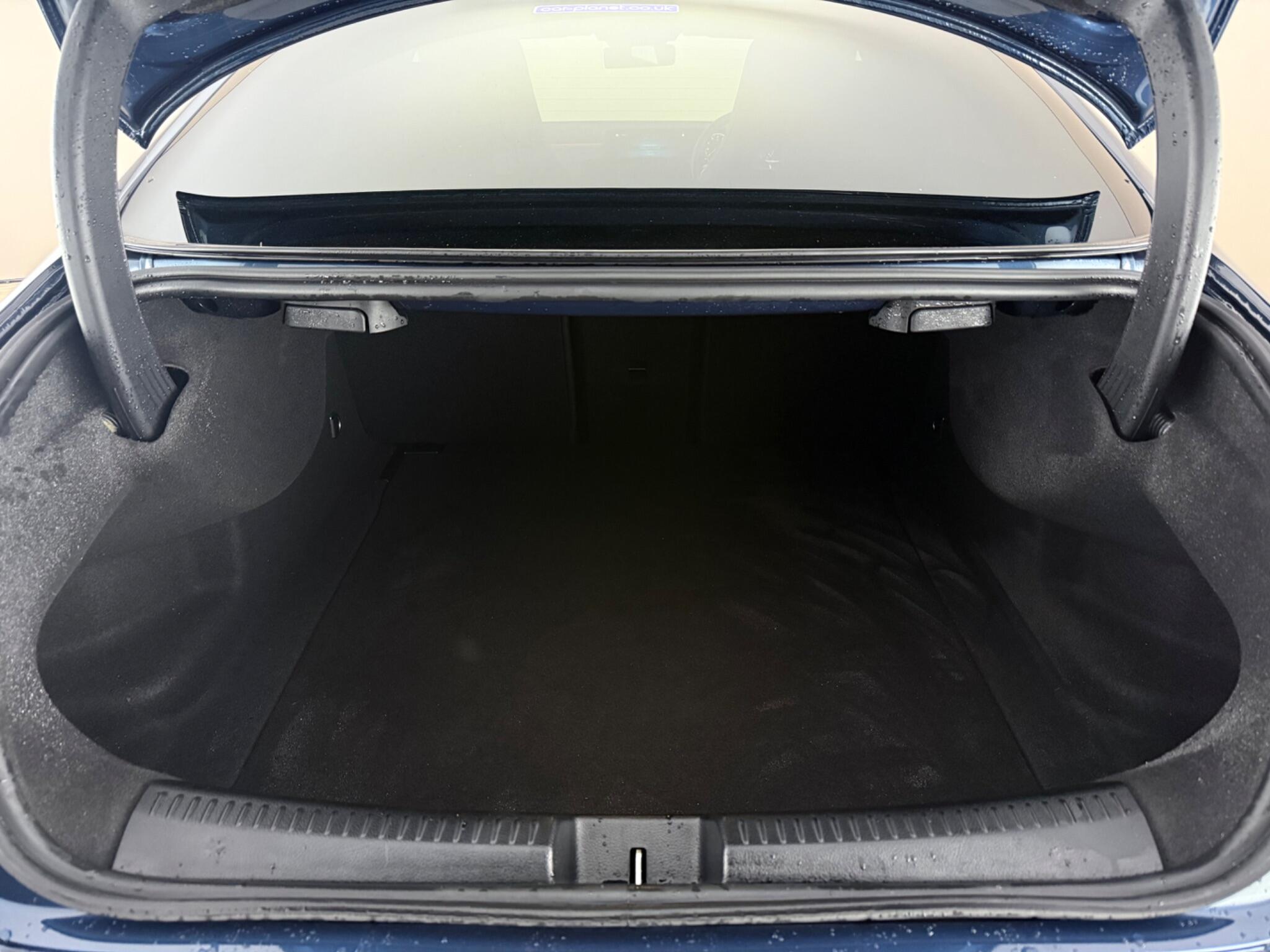 Mercedes-Benz Cla view 10