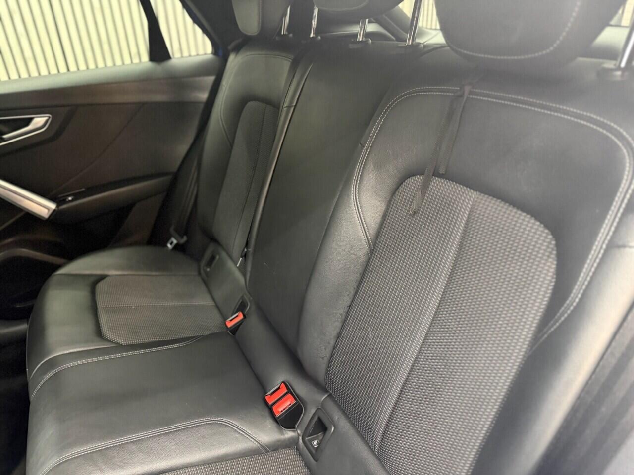 Audi Q2 view 7