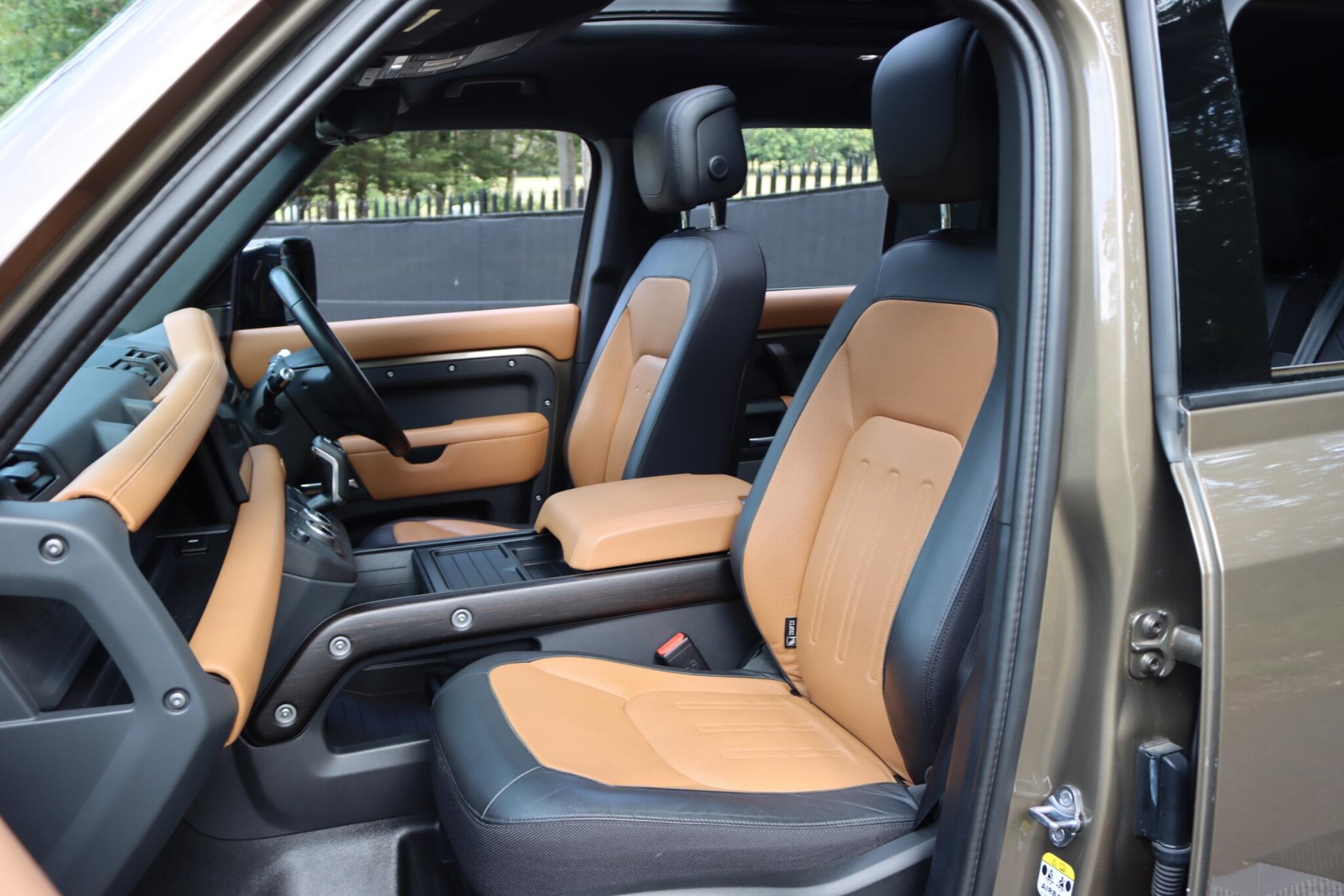 Land Rover Defender view 6