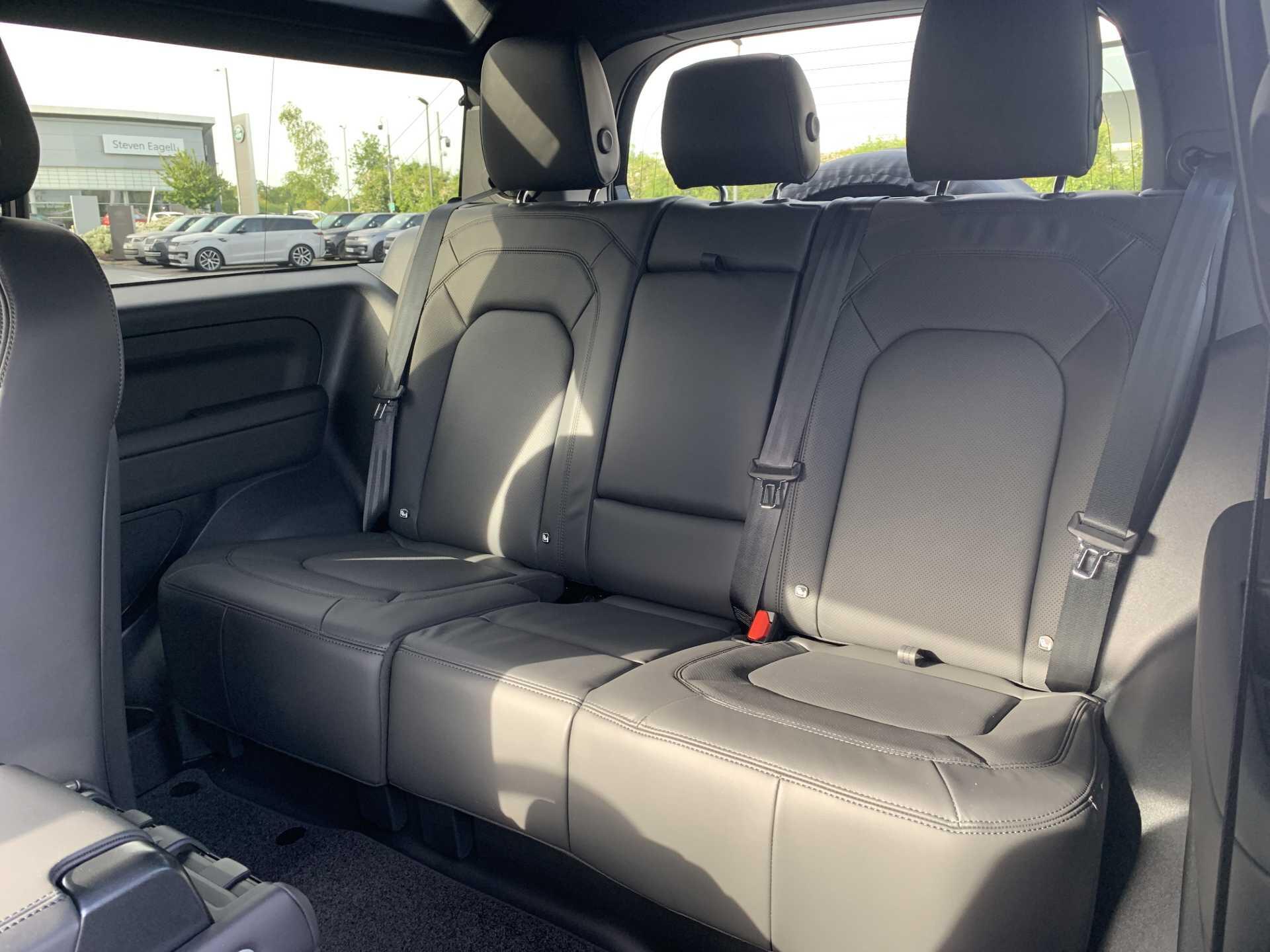 Land Rover Defender view 3