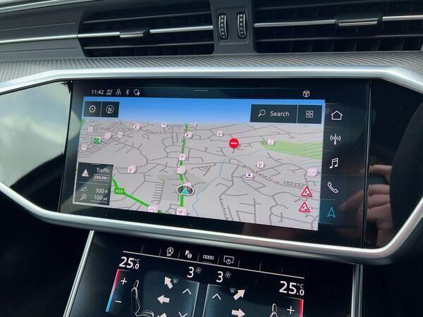 Audi RS6 Avant view 18
