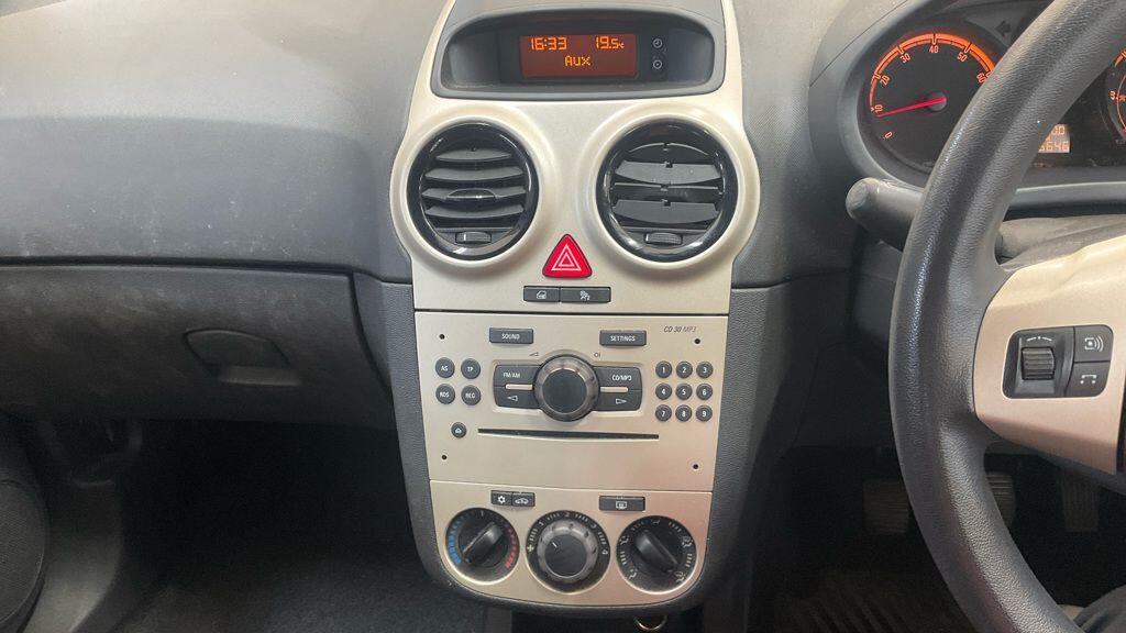 Vauxhall Corsa view 11