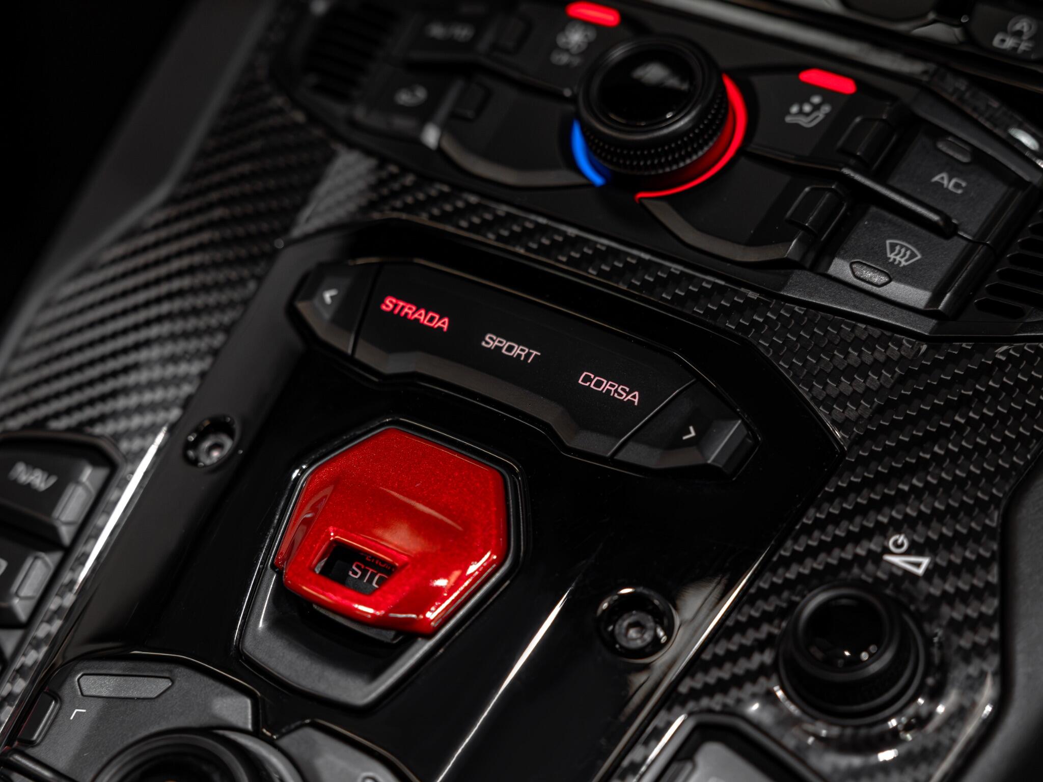 Lamborghini Aventador view 40