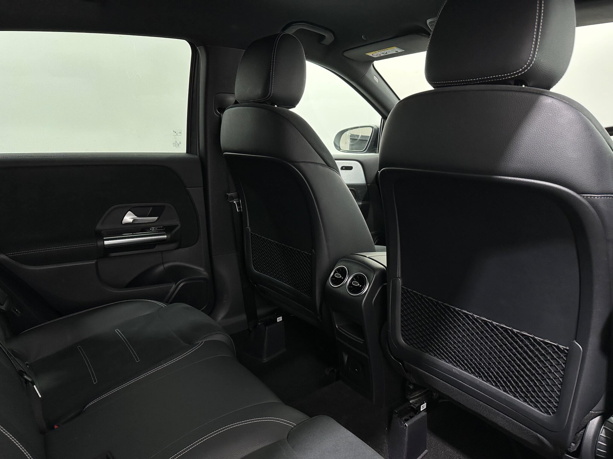 Mercedes-Benz B-Class view 43