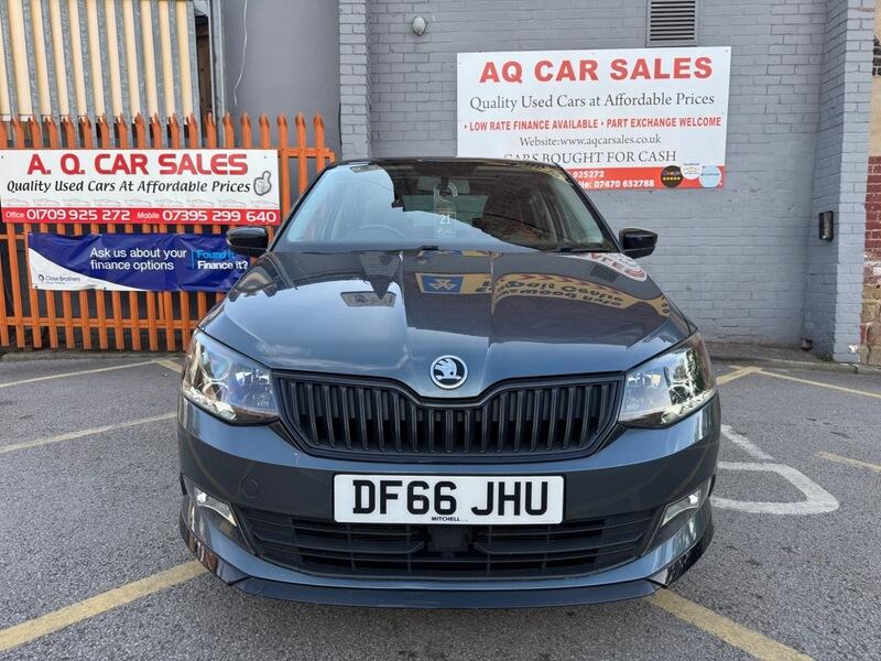 Skoda Fabia view 2