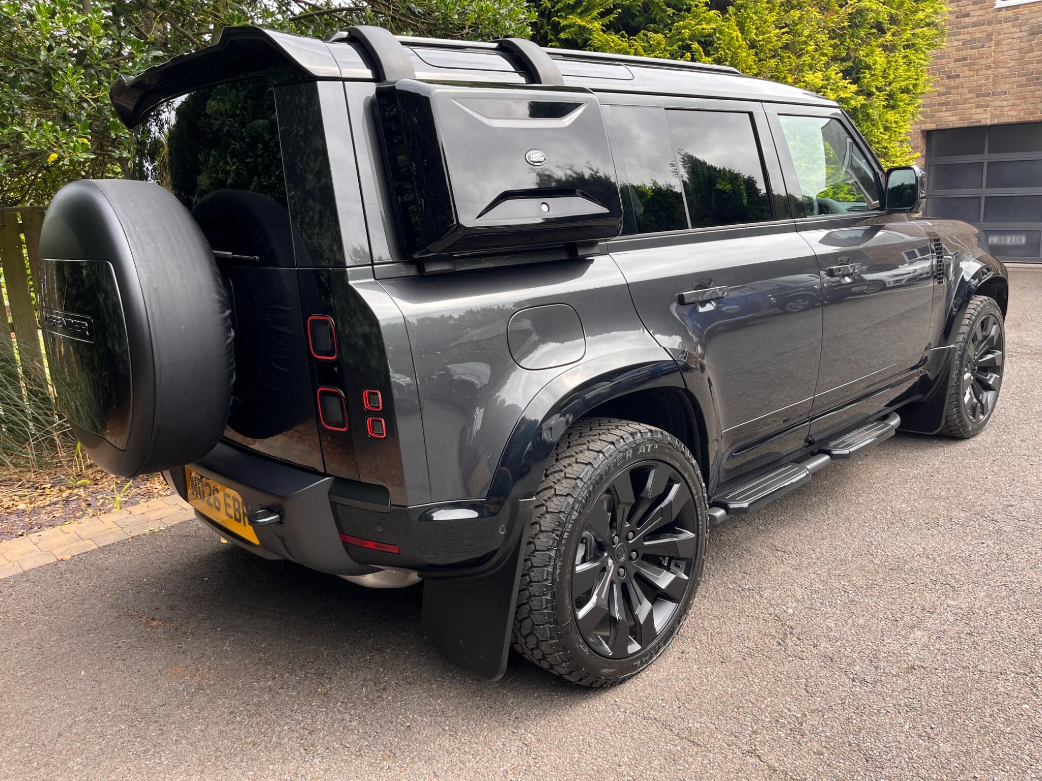 Land Rover Defender view 15