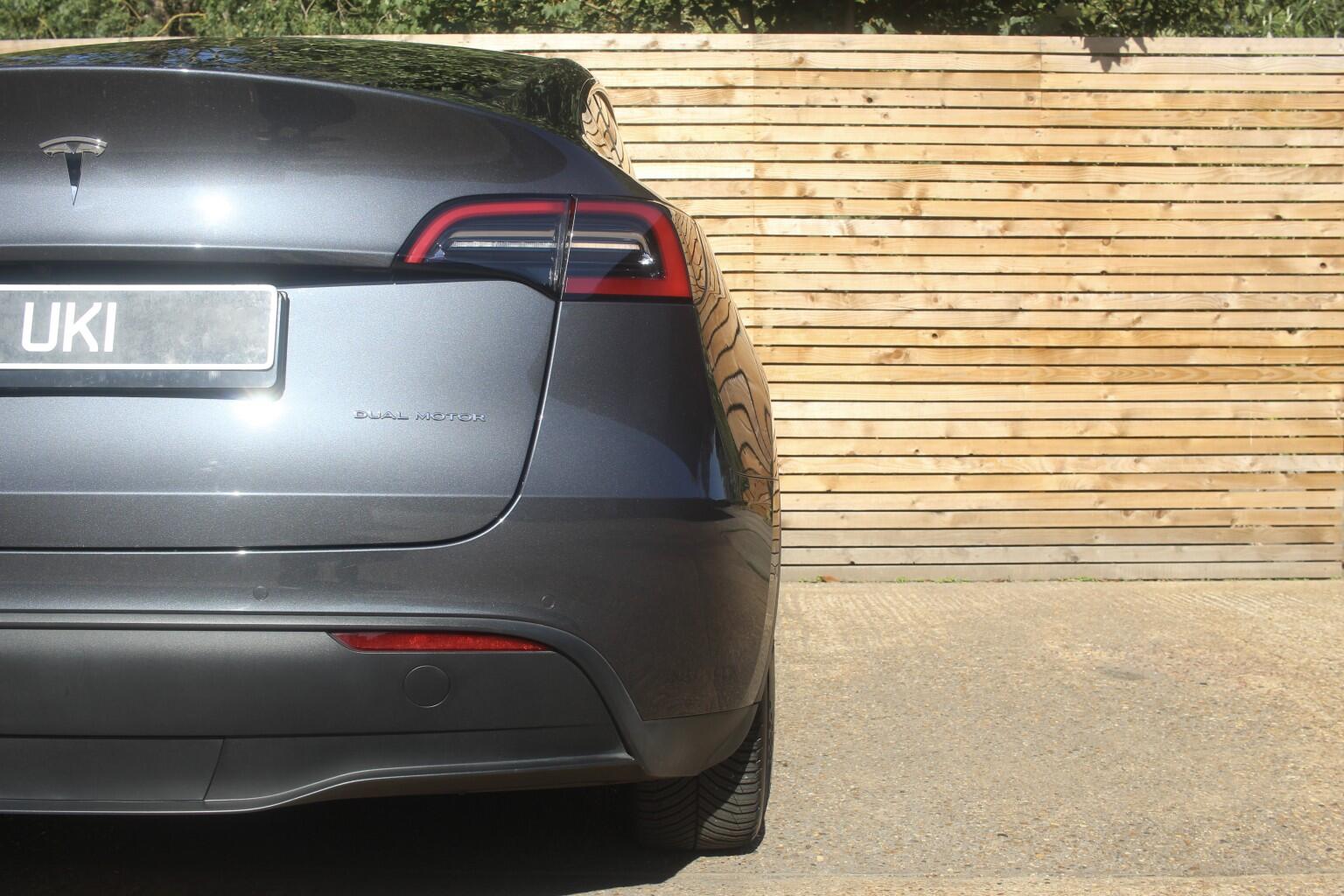 Tesla Model Y view 40