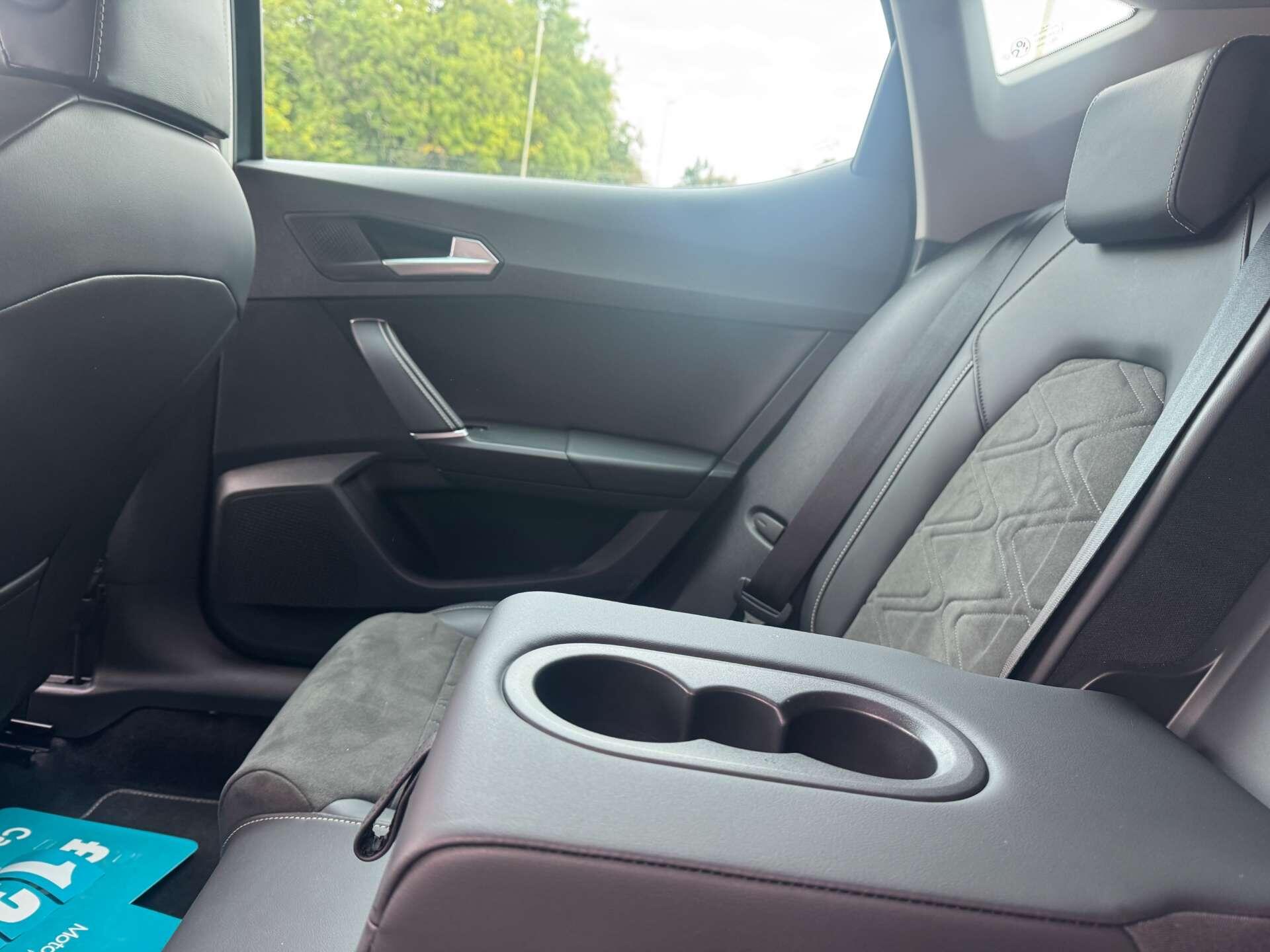 Seat Leon Leon view 34